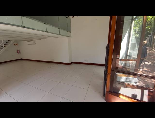 40M² RETAIL RENTED IN CAPE TOWN CITY CENTRE